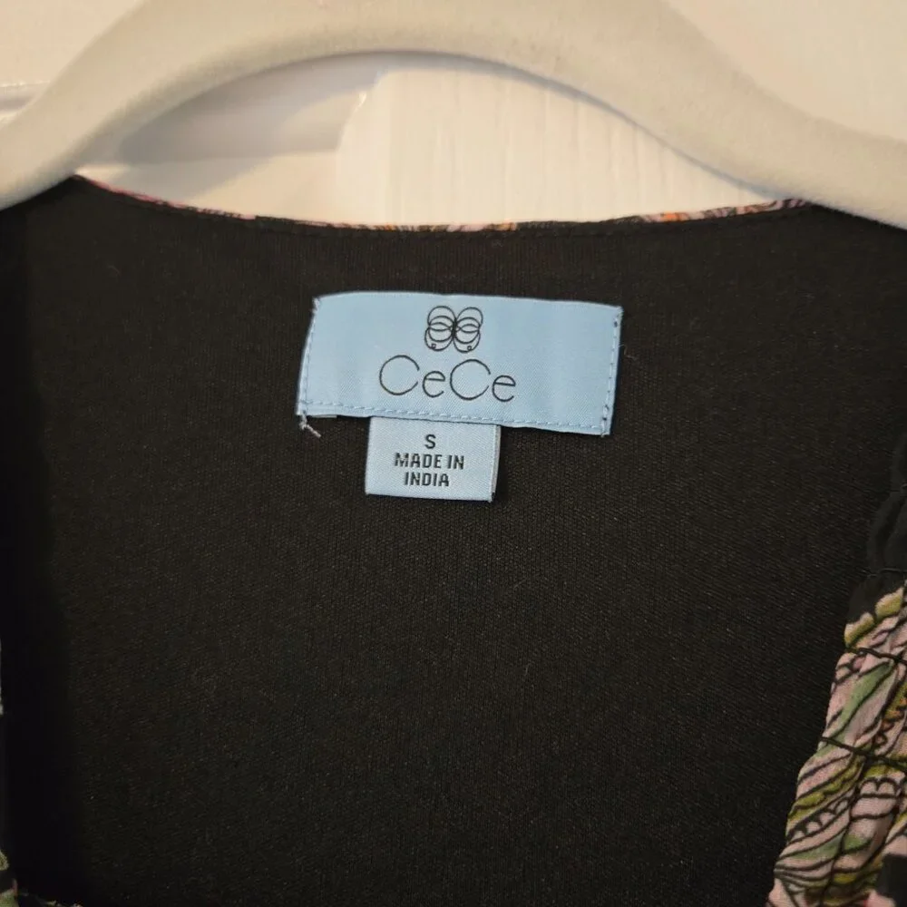 CeCe black Floral Blouse size Small - Picture 3 of 6